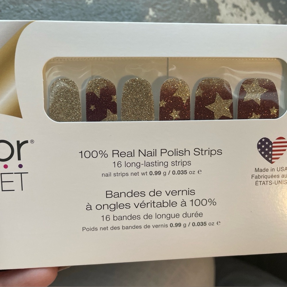 Color Street Glittering Gold and Deep Red Star Nail Strips